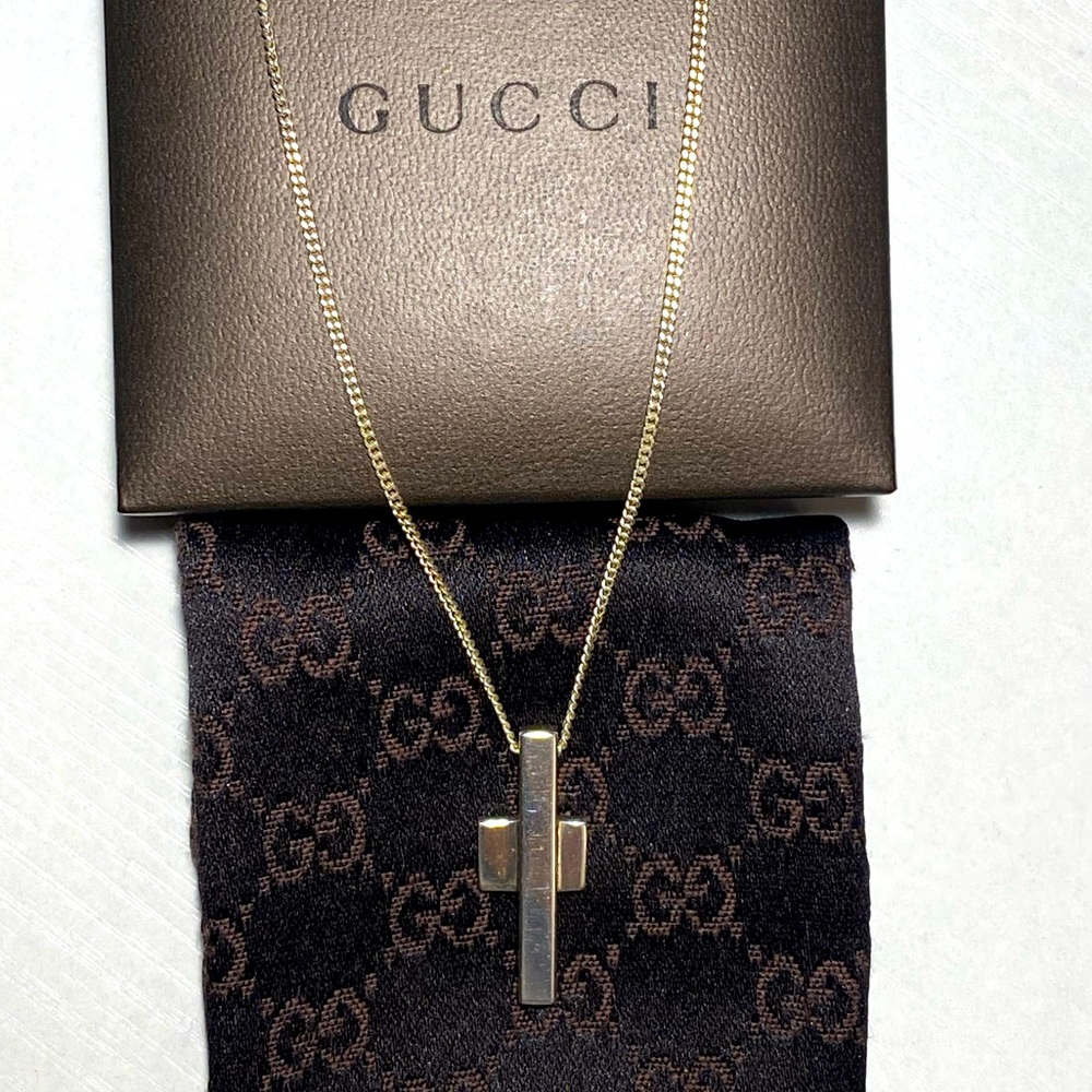 GUCCI Italy Cross asymmetry Pendant Necklace Rosario Sterling Silver 925